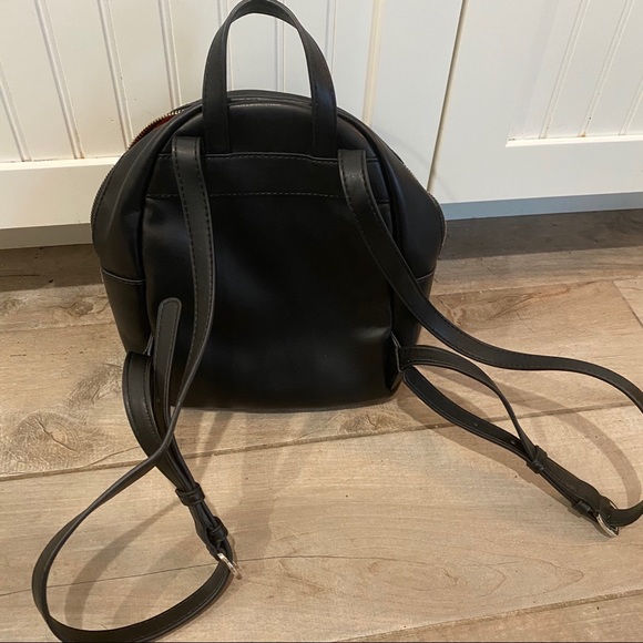 SOLD - Picture 3 of 4